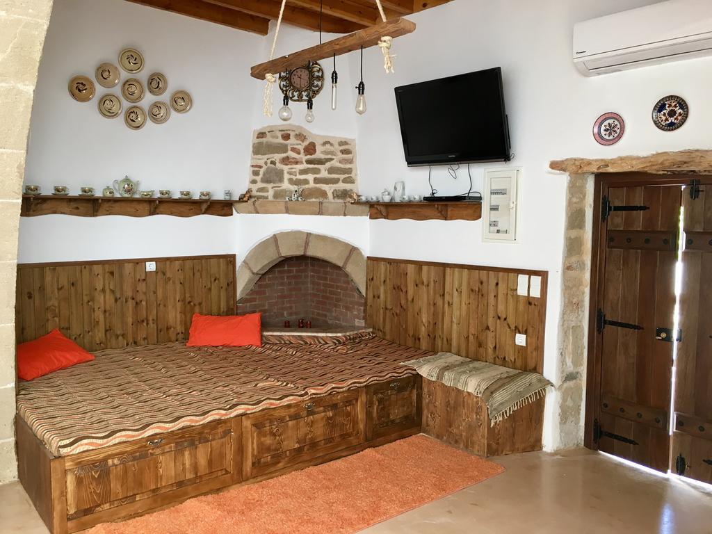 Anemos Traditional Villa アルハンゲロス エクステリア 写真